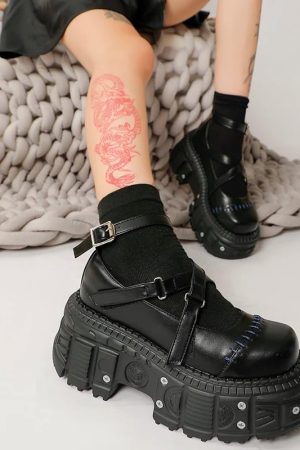 New Style Trends - Alt Gothic Stitched Shoes - Outfit Ideas