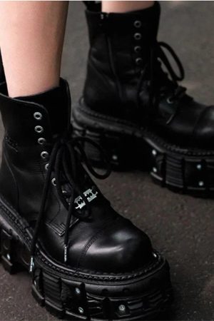 New Style Trends - Alt Punk Platform Combat Boots - Outfit Ideas