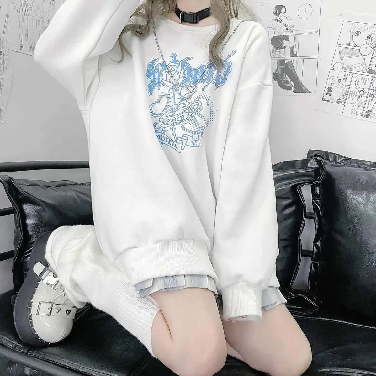 New Style Trends - Badgirl Graphic Oversized Pastel Goth Sweatshirt - Outfit Ideas New Style Trends - Badgirl Graphic Oversized Pastel Goth Sweatshirt - Outfit Ideas