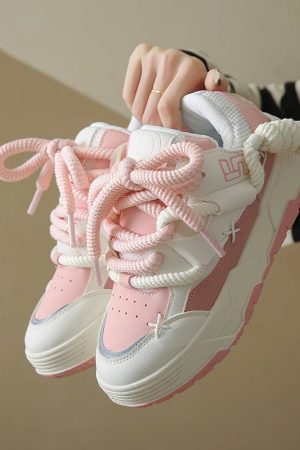 New Style Trends - Bubble Pop Pastel Aesthetic Chunky Sneakers - Outfit Ideas