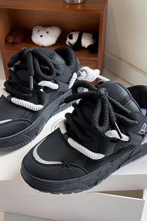 New Style Trends - Bubble Pop Pastel Aesthetic Chunky Sneakers - Outfit Ideas