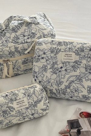 New Style Trends - Coquette Floral Luggage Bags - Outfit Ideas