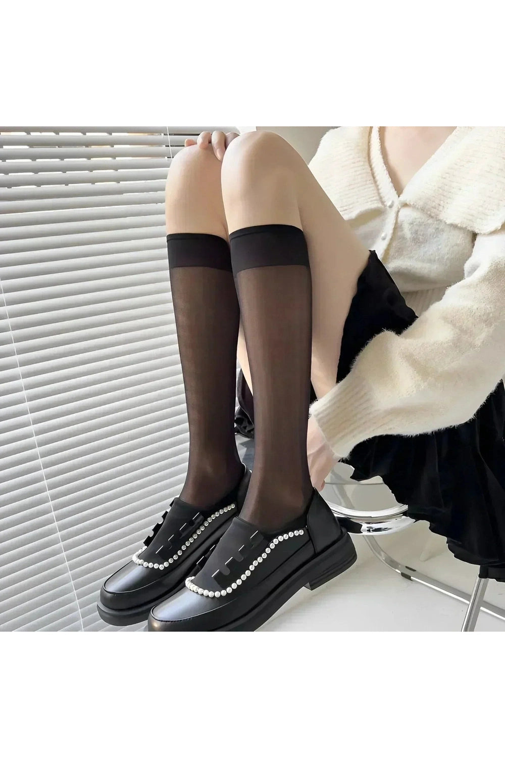 New Style Trends - Coquette Lace Fishnet Split-toe Socks - Outfit Ideas New Style Trends - Coquette Lace Fishnet Split-toe Socks - Outfit Ideas