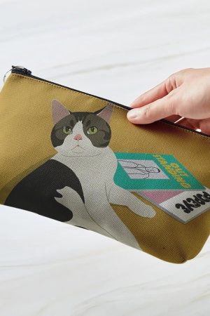 New Style Trends - Cozy Cat Art Aesthetic Makeup Bag - Outfit Ideas