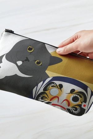 New Style Trends - Cozy Cat Art Aesthetic Makeup Bag - Outfit Ideas