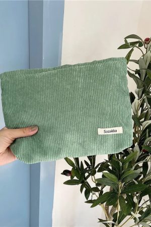 New Style Trends - Cozy Ribbed Zipper Aesthetic Bag - Outfit Ideas