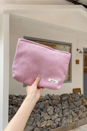 New Style Trends - Cozy Ribbed Zipper Aesthetic Bag - Outfit Ideas