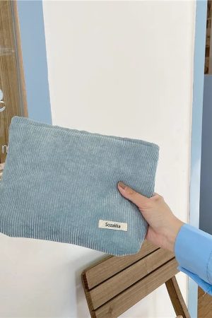 New Style Trends - Cozy Ribbed Zipper Aesthetic Bag - Outfit Ideas