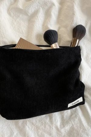 New Style Trends - Cozy Ribbed Zipper Aesthetic Bag - Outfit Ideas
