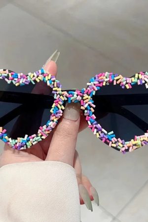 New Style Trends - Cute Candy Pop Heart Sunglasses - Outfit Ideas
