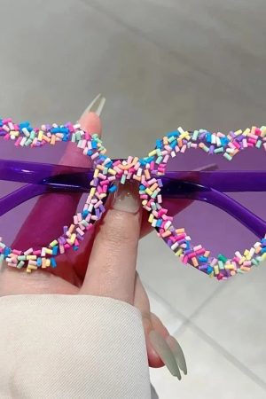 New Style Trends - Cute Candy Pop Heart Sunglasses - Outfit Ideas