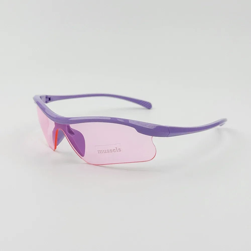 New Style Trends - Cyber Y2k Sleek Shield Sunglasses - Outfit Ideas New Style Trends - Cyber Y2k Sleek Shield Sunglasses - Outfit Ideas