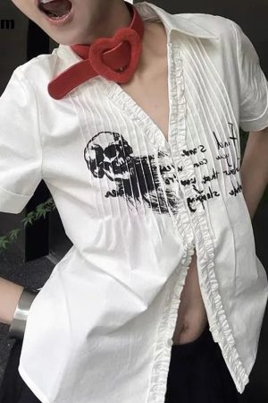 New Style Trends - Doodle Dreams Alt Graphic Shirt - Outfit Ideas