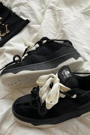 New Style Trends - Dualcore Lace-Up Edgy Chunky Sneakers - Outfit Ideas