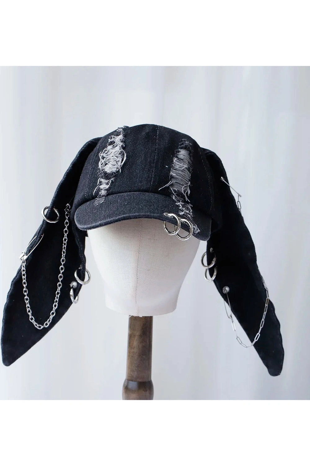 New Style Trends - Edgy Bunny Ear Chain Cap - Outfit Ideas
