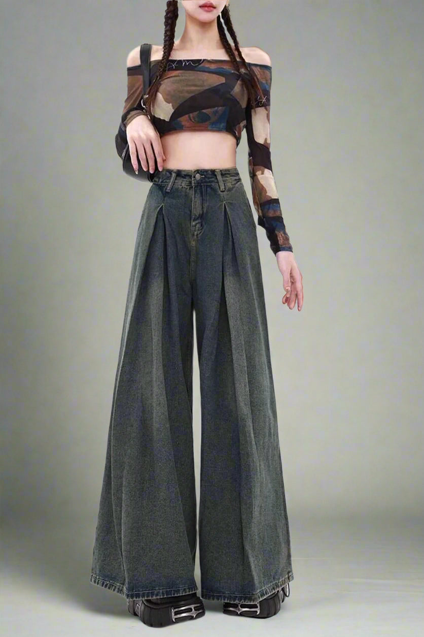 New Style Trends - Edgy Ultra Wide-Leg Baggy Jeans - Outfit Ideas