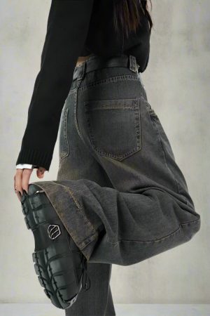 New Style Trends - Faded Edgy Baggy Jeans - Outfit Ideas