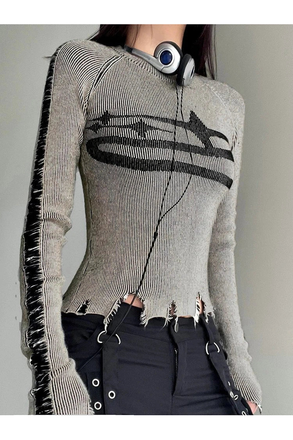 New Style Trends - Fall Ripped Patchwork Y2k Sweater - Outfit Ideas New Style Trends - Fall Ripped Patchwork Y2k Sweater - Outfit Ideas