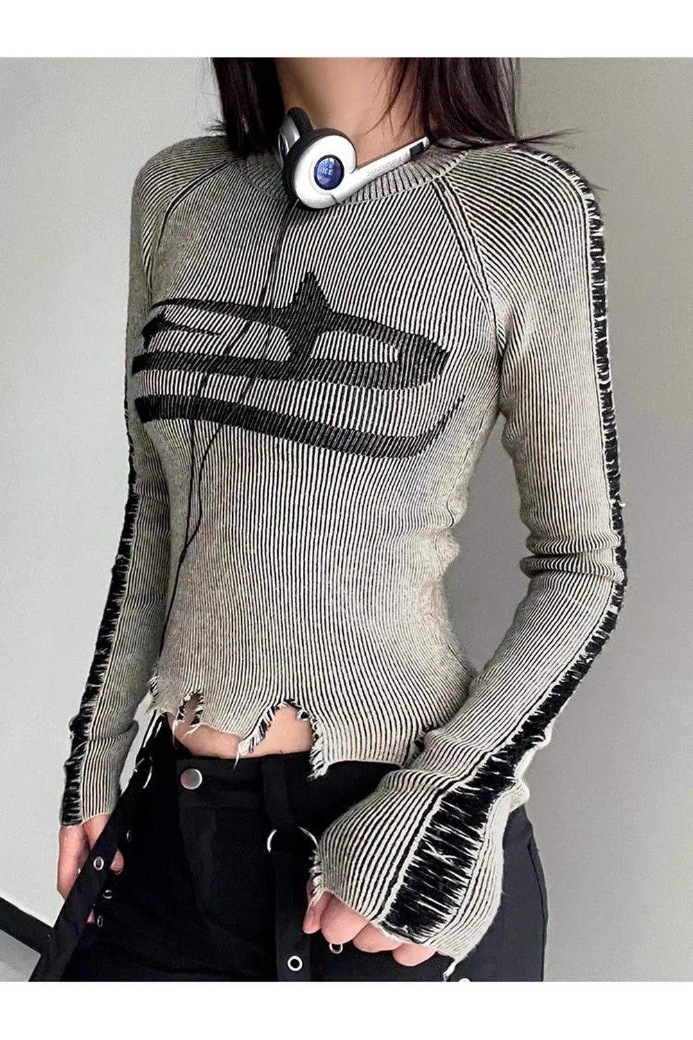New Style Trends - Fall Ripped Patchwork Y2k Sweater - Outfit Ideas New Style Trends - Fall Ripped Patchwork Y2k Sweater - Outfit Ideas