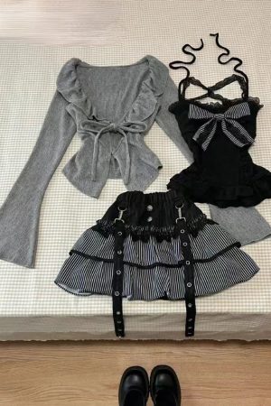 New Style Trends - Gothic Doll Strapped Long Sleeve Set - Outfit Ideas