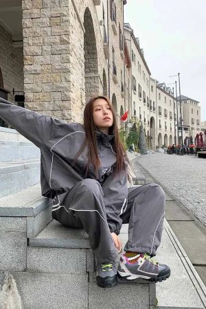 New Style Trends - Gray Wave Piped Y2k Jogger Outfit Set - Outfit Ideas