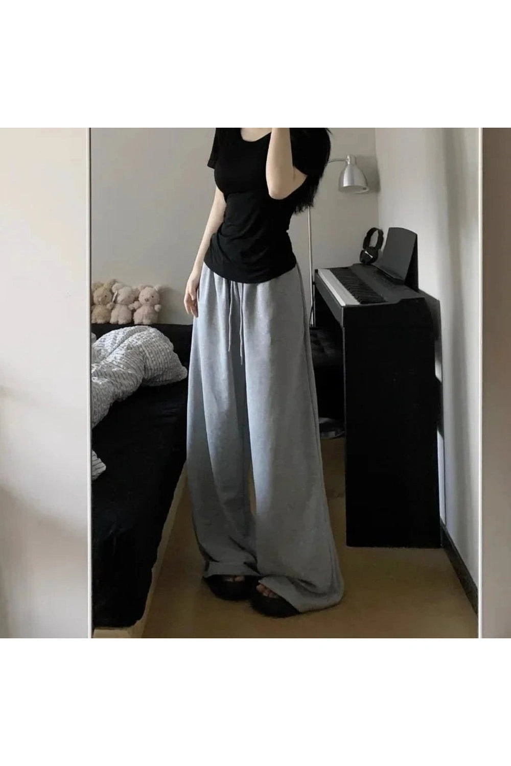 New Style Trends - Grey Casual Wide Joggers - Outfit Ideas