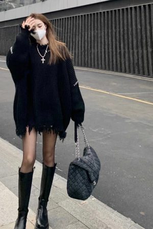 New Style Trends - Hollow Stitch Fray Alt Sweater - Outfit Ideas