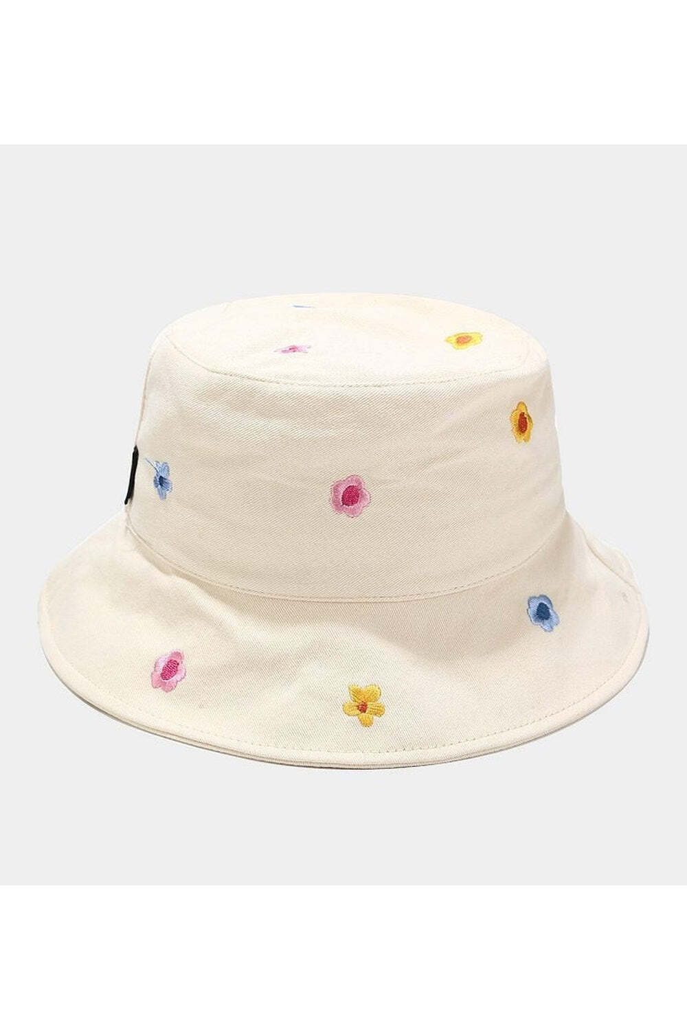 New Style Trends - Indie Aesthetic Flower Bucket Hat - Outfit Ideas New Style Trends - Indie Aesthetic Flower Bucket Hat - Outfit Ideas