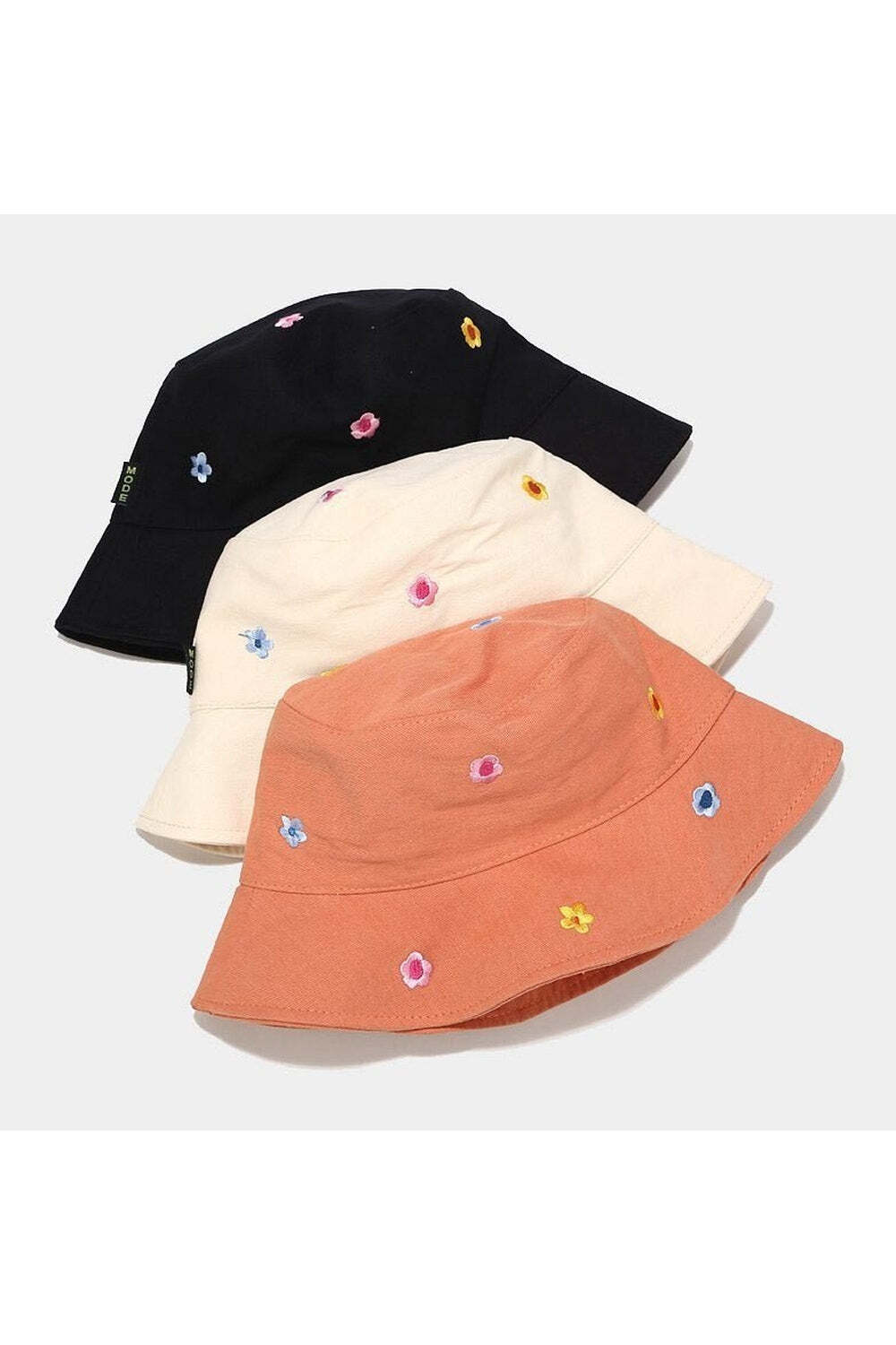 New Style Trends - Indie Aesthetic Flower Bucket Hat - Outfit Ideas New Style Trends - Indie Aesthetic Flower Bucket Hat - Outfit Ideas