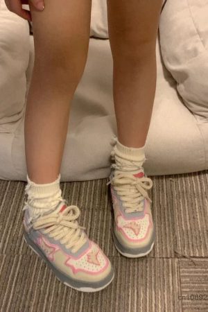 New Style Trends - Kawaii Pastel Thunder Bolt Sneakers - Outfit Ideas
