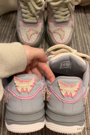 New Style Trends - Kawaii Pastel Thunder Bolt Sneakers - Outfit Ideas