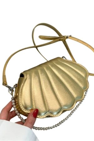 New Style Trends - Mermaidcore Shine Shoulder Bag - Outfit Ideas