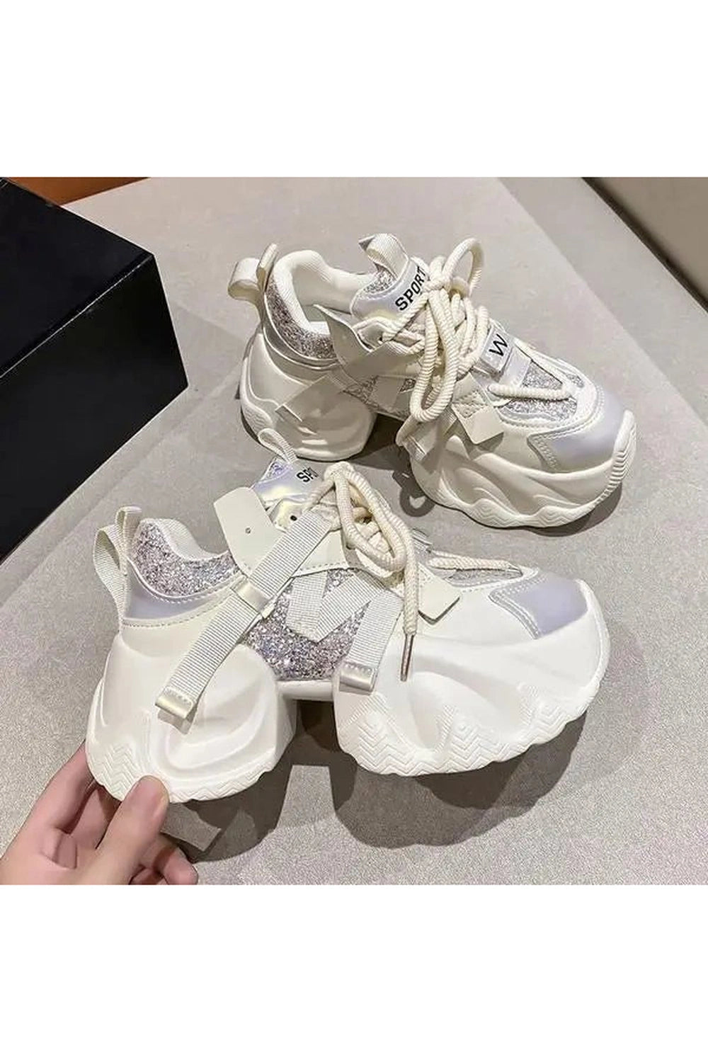 New Style Trends - Metallic Violet Edgy Chunky Sneakers - Outfit Ideas New Style Trends - Metallic Violet Edgy Chunky Sneakers - Outfit Ideas