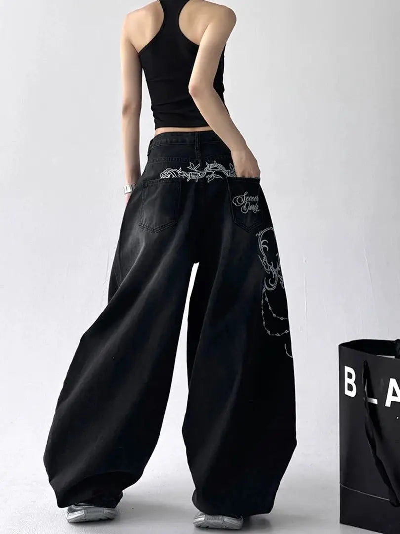 New Style Trends - Midnight Scroll Embroidered Jeans - Outfit Ideas New Style Trends - Midnight Scroll Embroidered Jeans - Outfit Ideas