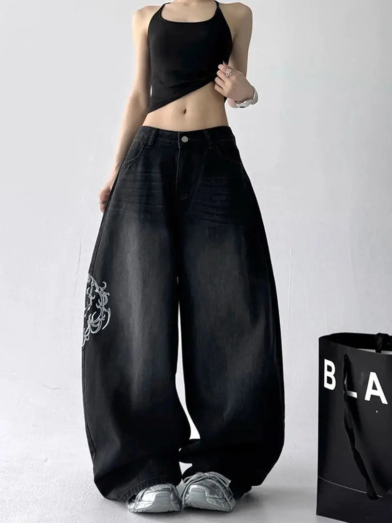 New Style Trends - Midnight Scroll Embroidered Jeans - Outfit Ideas New Style Trends - Midnight Scroll Embroidered Jeans - Outfit Ideas