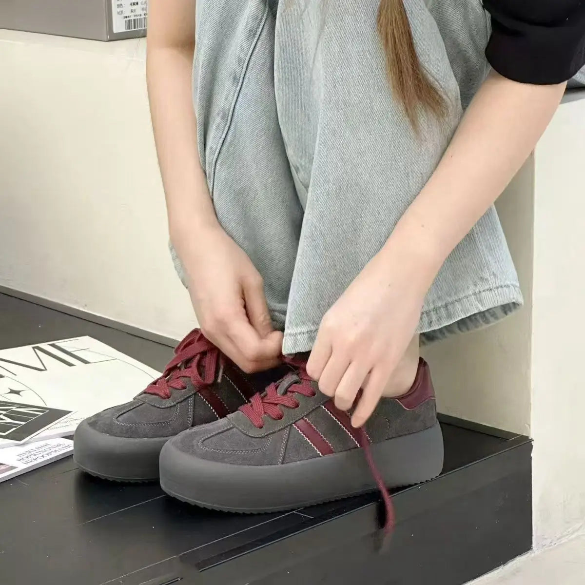 New Style Trends - Mono Rush Aesthetic Retro Sneakers - Outfit Ideas New Style Trends - Mono Rush Aesthetic Retro Sneakers - Outfit Ideas