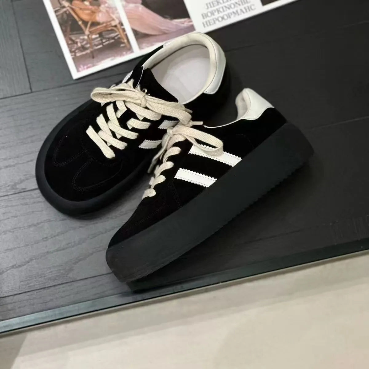 New Style Trends - Mono Rush Aesthetic Retro Sneakers - Outfit Ideas