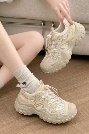 New Style Trends - Monochrome Terrain Grip Kawaii Sneakers - Outfit Ideas