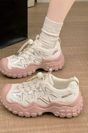 New Style Trends - Monochrome Terrain Grip Kawaii Sneakers - Outfit Ideas