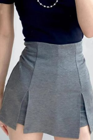 New Style Trends - Noir Line Split Aesthetic Skirt - Outfit Ideas