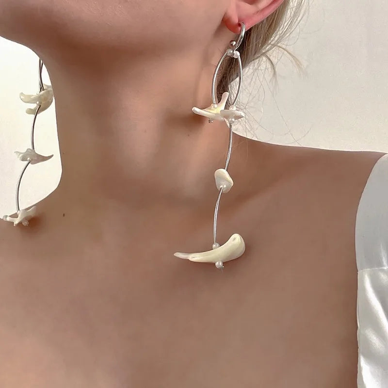 New Style Trends - Ocean Bone Drift Coquette Earrings - Outfit Ideas New Style Trends - Ocean Bone Drift Coquette Earrings - Outfit Ideas