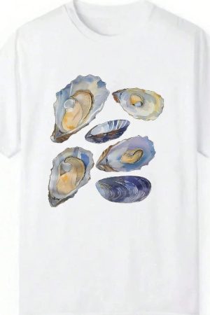 New Style Trends - Ocean Shell Illustration Aesthetic T-Shirt - Outfit Ideas