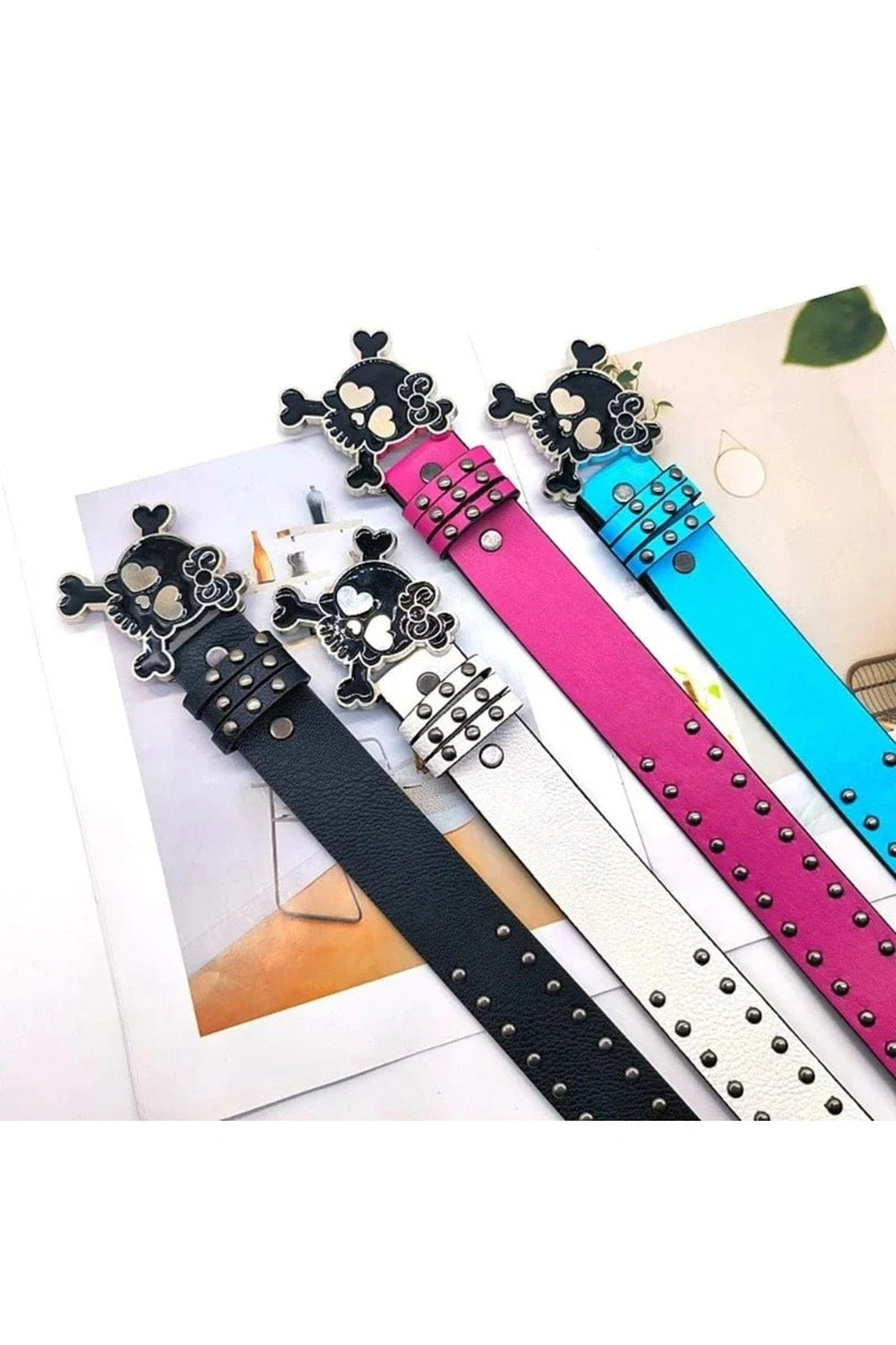 New Style Trends - Pastel Goth Skull Belt - Outfit Ideas New Style Trends - Pastel Goth Skull Belt - Outfit Ideas
