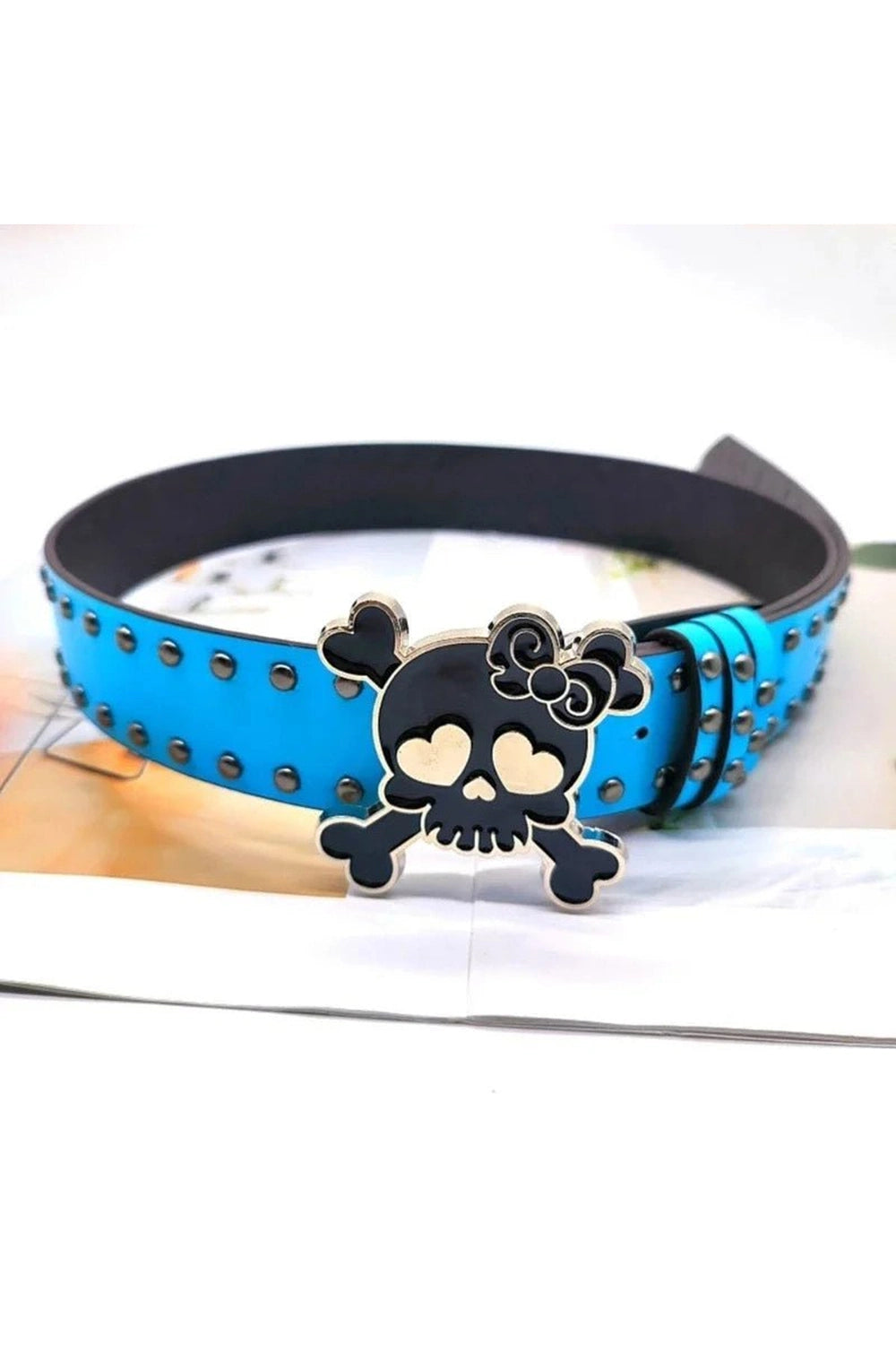 New Style Trends - Pastel Goth Skull Belt - Outfit Ideas New Style Trends - Pastel Goth Skull Belt - Outfit Ideas