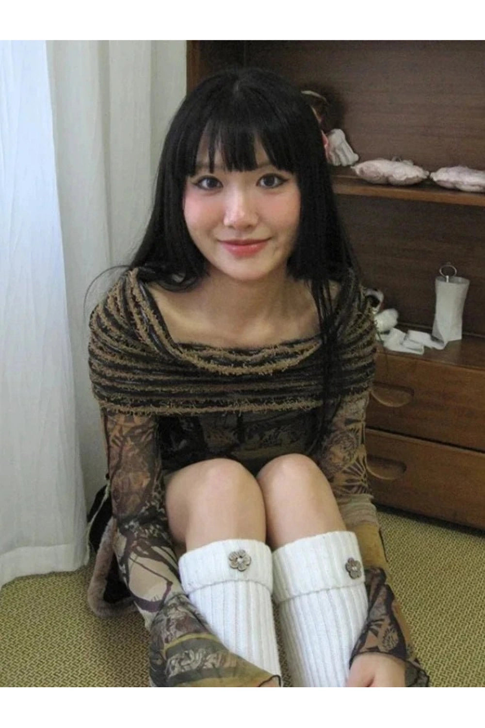 New Style Trends - Retro Alt Off-Shoulder Top - Outfit Ideas New Style Trends - Retro Alt Off-Shoulder Top - Outfit Ideas