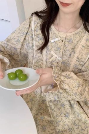 New Style Trends - Retro Bloom Lace Pajama Set - Outfit Ideas