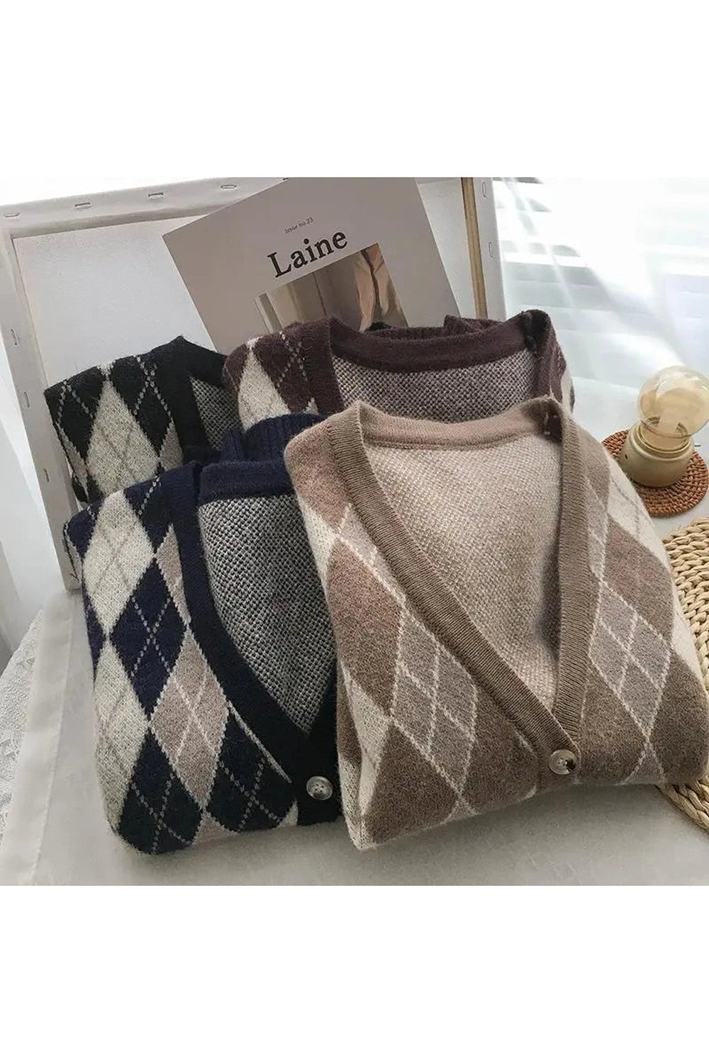 New Style Trends - Retro Classic Argyle Knit Vest - Outfit Ideas New Style Trends - Retro Classic Argyle Knit Vest - Outfit Ideas