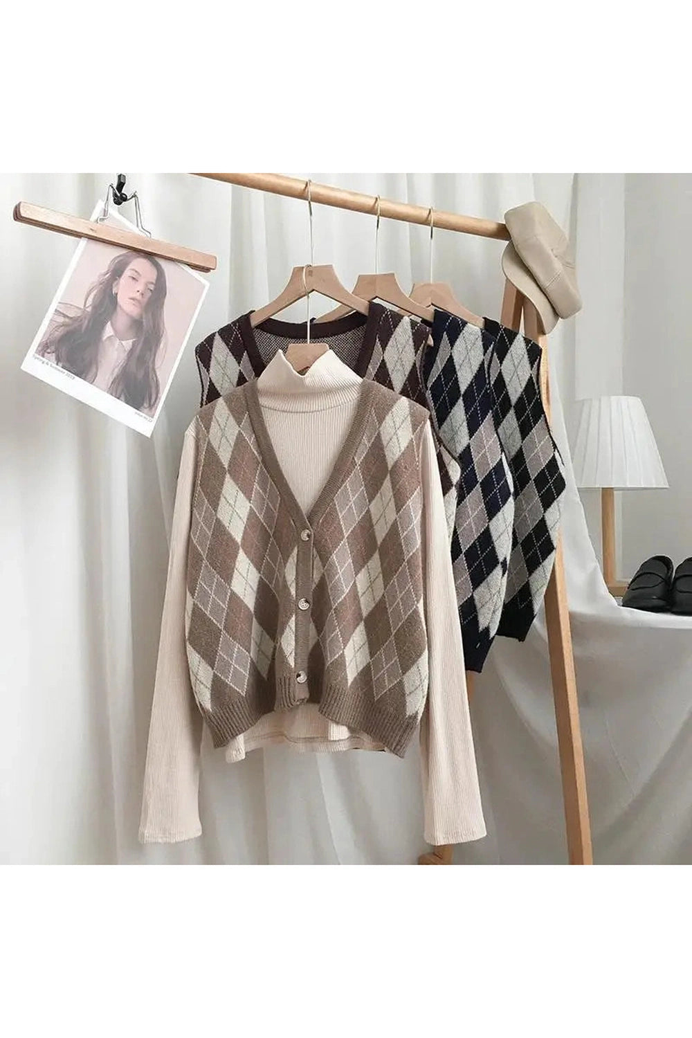 New Style Trends - Retro Classic Argyle Knit Vest - Outfit Ideas New Style Trends - Retro Classic Argyle Knit Vest - Outfit Ideas