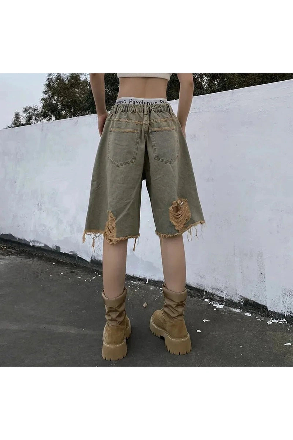 New Style Trends - Retro Hole Denim Shorts - Outfit Ideas