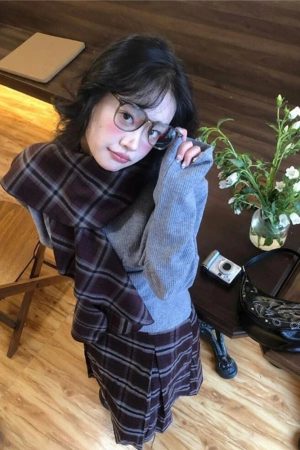 New Style Trends - Retro Plaid Scarf Outfit Set - Outfit Ideas